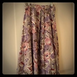 Vintage floral midi skirt xs
